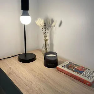 https://logement-entier-studio-neuf-avec-jardin.fr-provencehotel.com